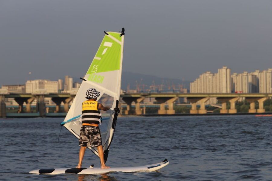 seoul-efoil-experience-in-han-river