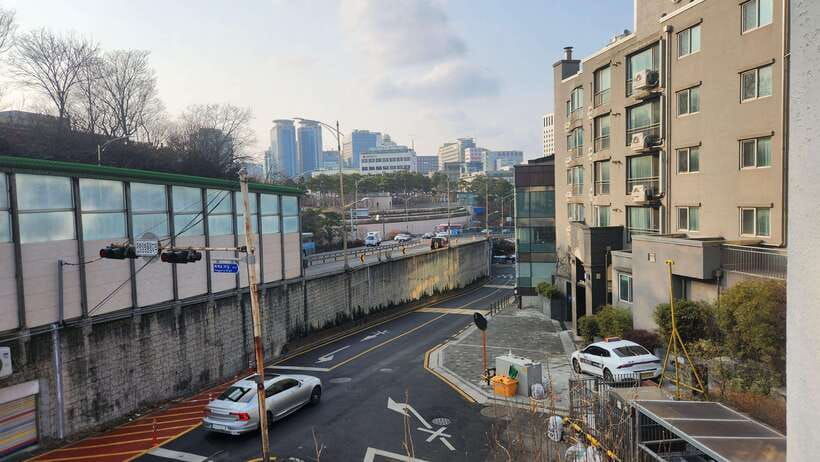 seoul-services-of-a-local-for-a-day-paperwork-tour-fun