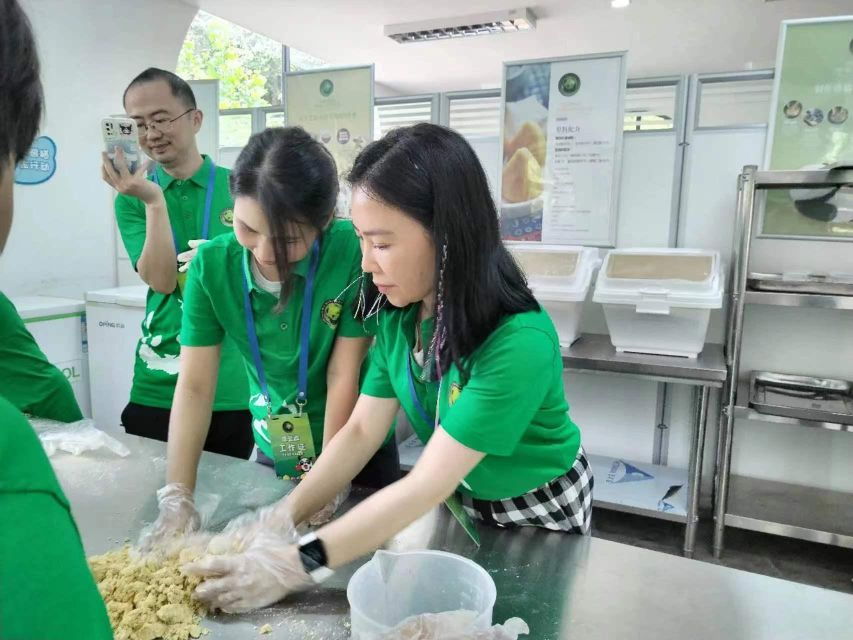 sichuan-big-panda-volunteer-day-tour