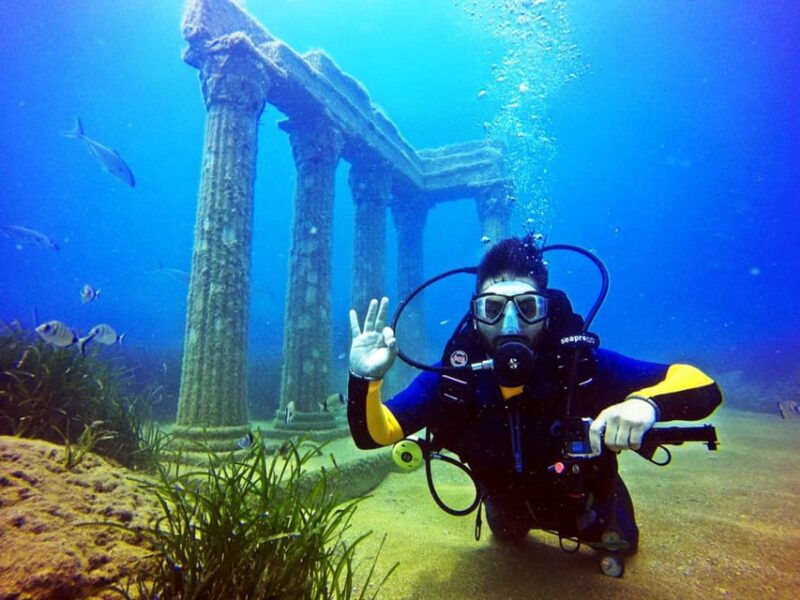 side-scuba-diving-tour-journey-to-the-depths-of-the-blue