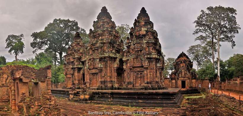 siem-reap-2-day-angkor-sunrise-banteay-srey-beng-mealea