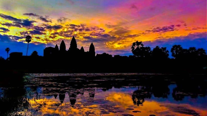 siem-reap-2-days-angkor-wat-with-sunrise-small-group-tour