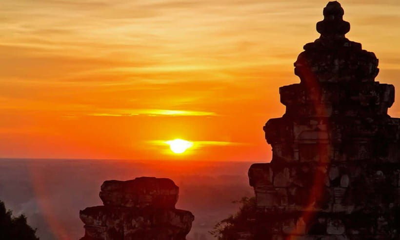 siem-reap-full-day-angkor-wat-guided-tour-with-sunset