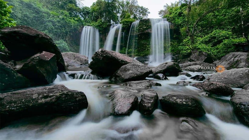 siem-reap-small-group-tour-in-kulen-mountain-park-waterfall