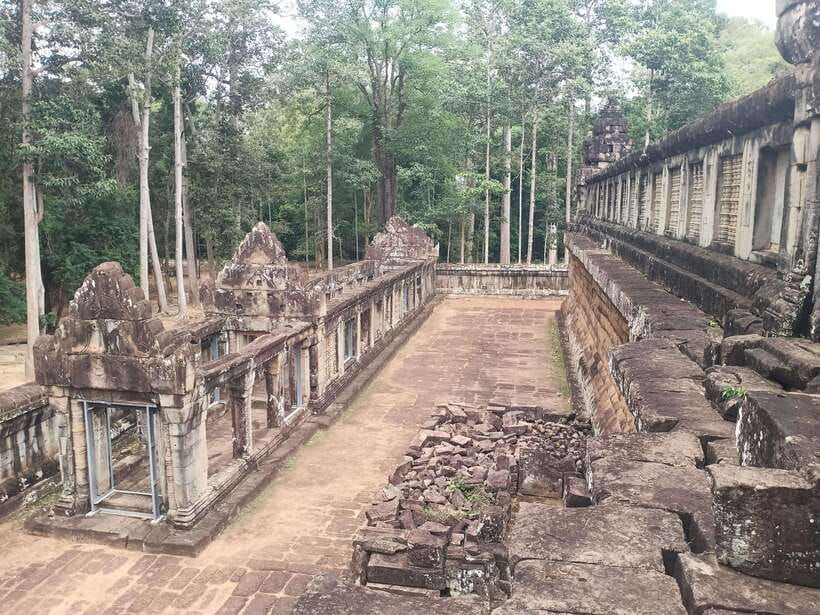 siem-reap-ta-keo-ta-nei-and-bat-chum-temples-tour