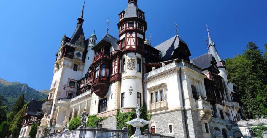 sinaia-peles-castle-tour-with-an-expert-guide