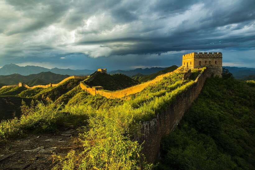 small-group-tour-to-two-section-of-beijing-great-wall