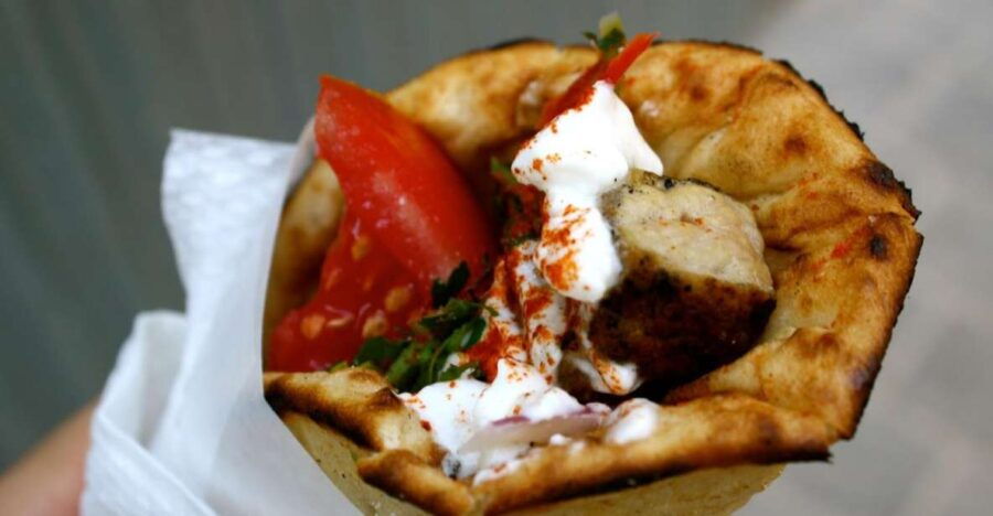 souvlaki-class-in-mykonos