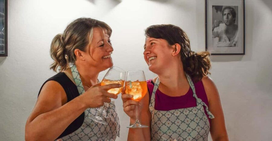 spritz-and-spaghetti-traditional-cooking-class-in-rome