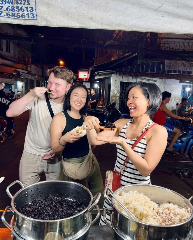 street-food-walking-tour-with-a-cooking-instructor