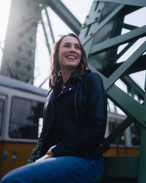 street-photos-through-the-most-beautiful-streets-of-budapest