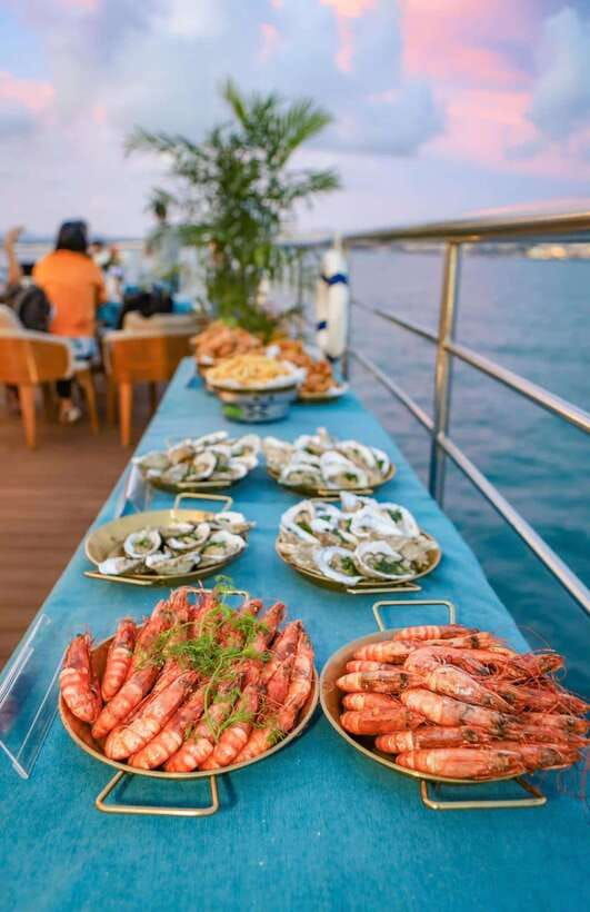 sunset-dinner-cruise-and-snorkeling-tour-in-phu-quoc-island