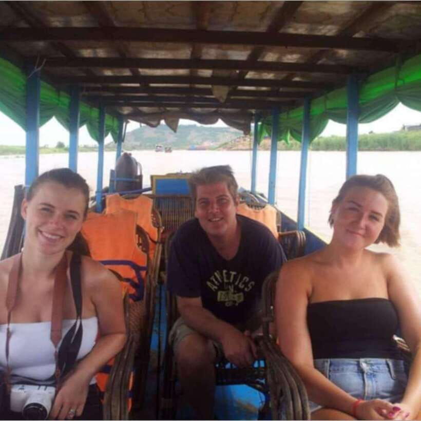 sunset-floating-village