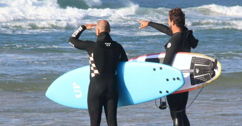 surfing-lessons-guiding