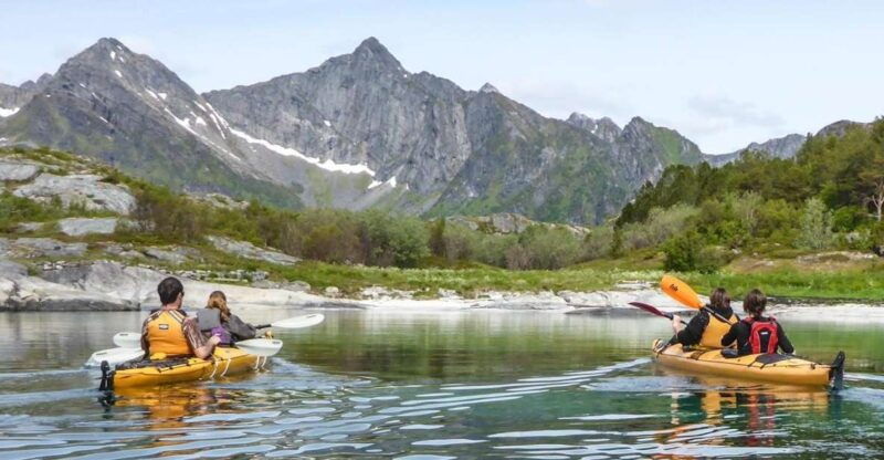 svolvaer-sea-kayaking-experience