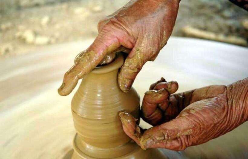 thanh-ha-village-pottery-workshop-with-locals