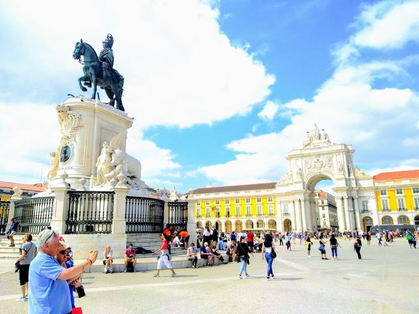 tour-of-lisbon-monuments-and-viewpoints-4-hours