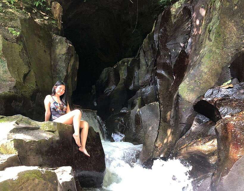 ubud-1-day-trip-tegalalangtemplegoarangrang-waterfalls