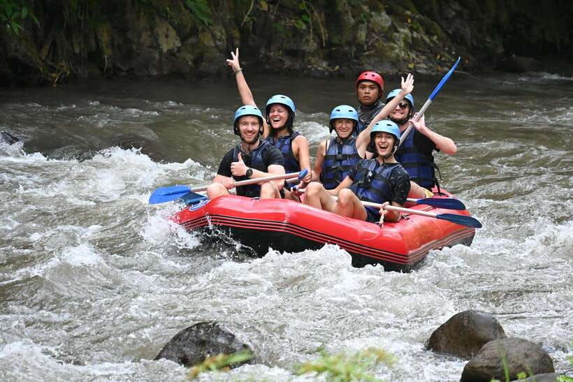 ubud-ayung-white-water-rafting-bali