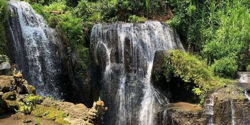 ubud-experiences-spiritual-escape-tour-and-beji-waterfall