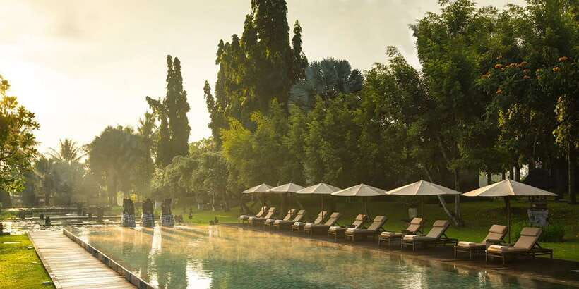 ubud-floating-breakfast-and-hot-air-balloon-experience