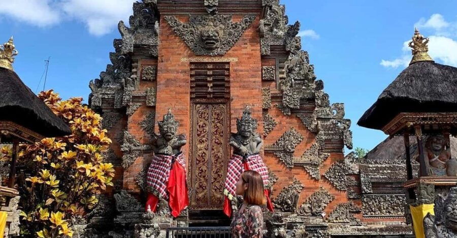 ubud-kanto-lampo-tukad-cepung-rice-terrace-batuan-temple
