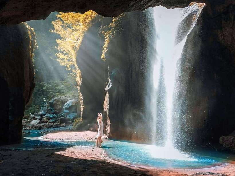 ubud-secret-waterfalls-jungle-swing-private-tour