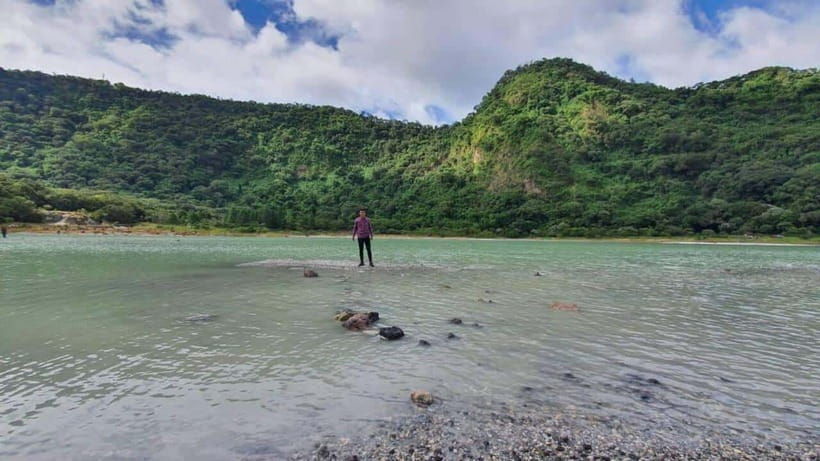 usulutan-emeralds-of-joy