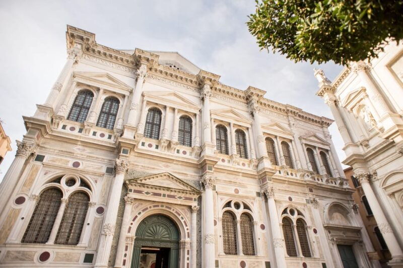 venice-city-pass-with-doges-palace-gondola-ride-more