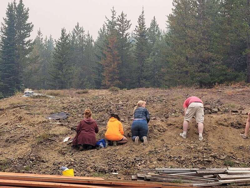 vernon-bc-dig-your-own-opals