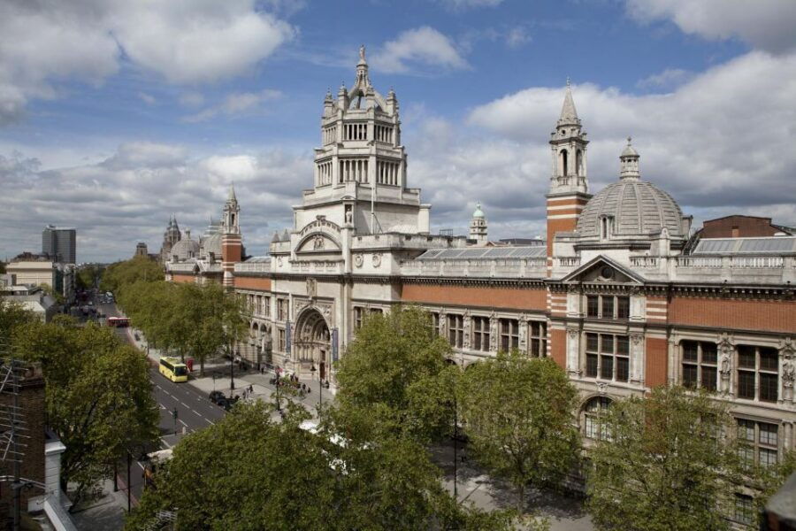 victoria-and-albert-museum-london-private-guided-tour-3-hour