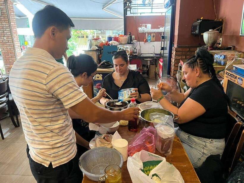 vietnamese-cuisine-cooking-private-private-tour-in-da-nang