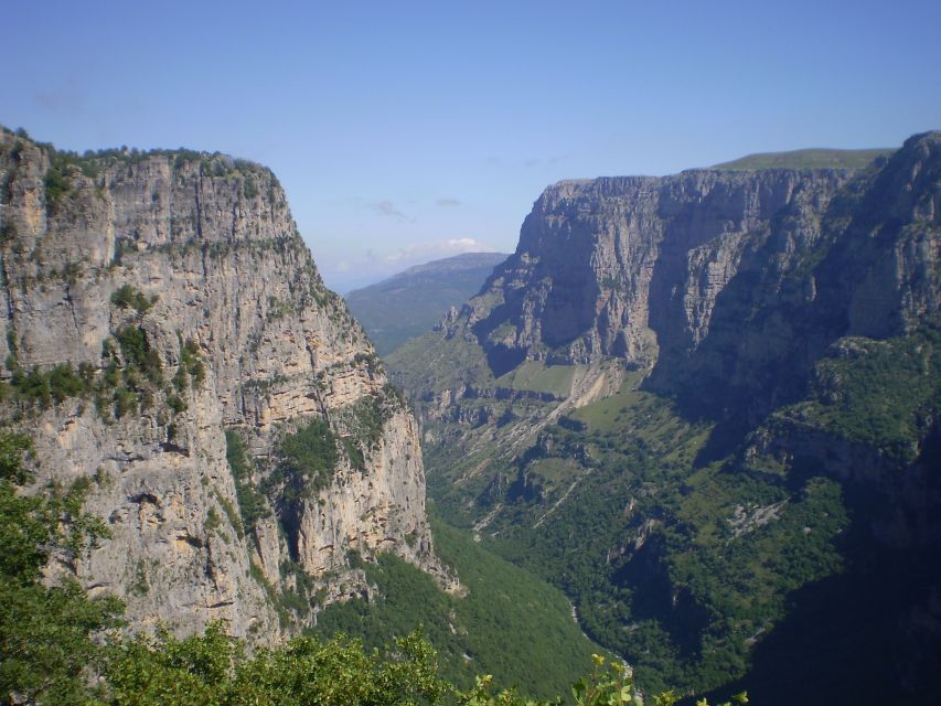 vikos-gorge-beloi-viewpoint-3-hour-hike