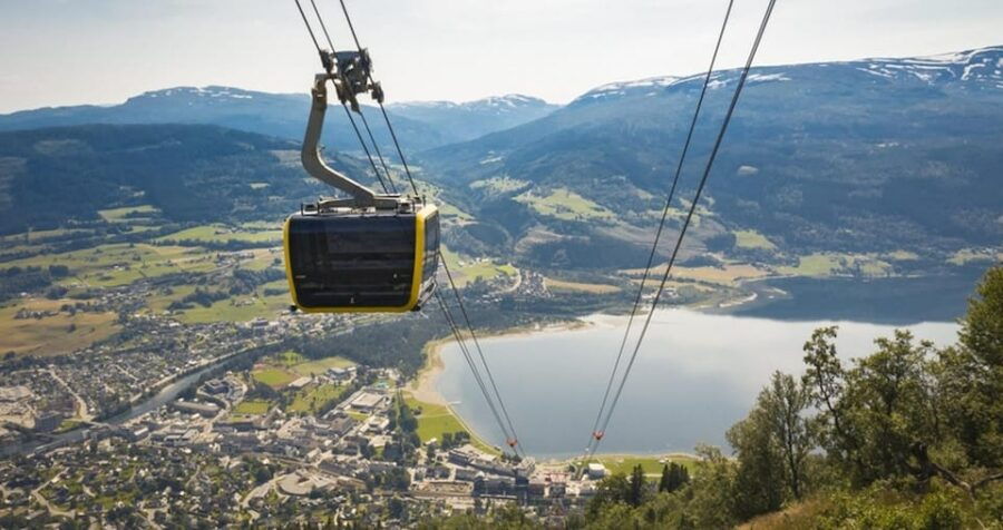 voss-resort-gondola-round-trip-ticket