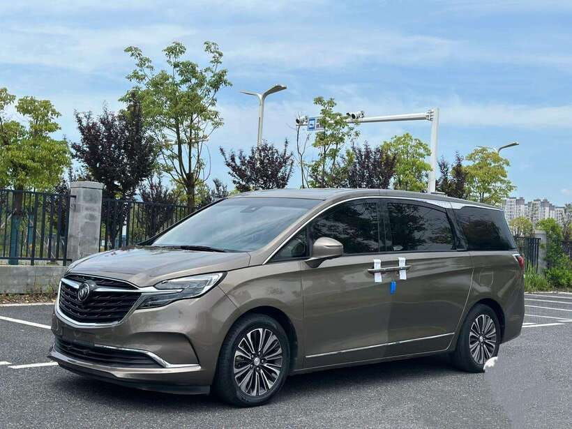 water-town-zhujiajiao-shanghai-boat-ridesightsbitessips