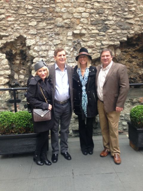 windsor-castle-hampton-court-palace-vip-black-taxi-tour