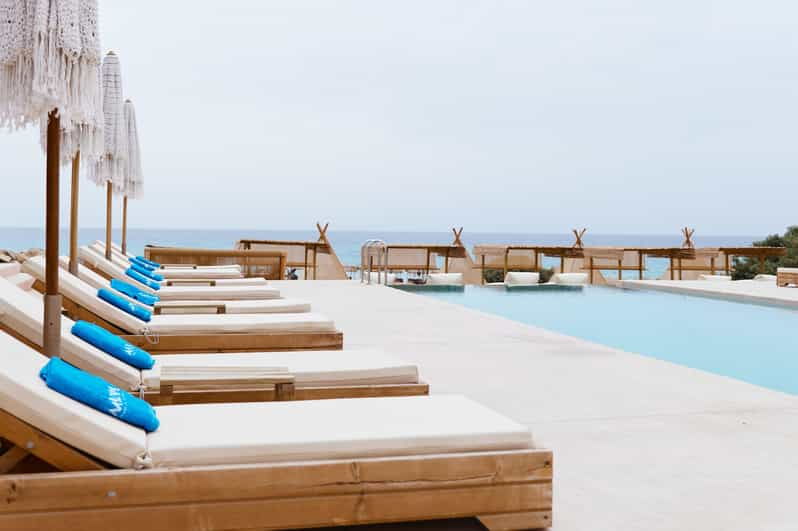 wine-tasting-at-falassarna-beach-macaya-beach-house