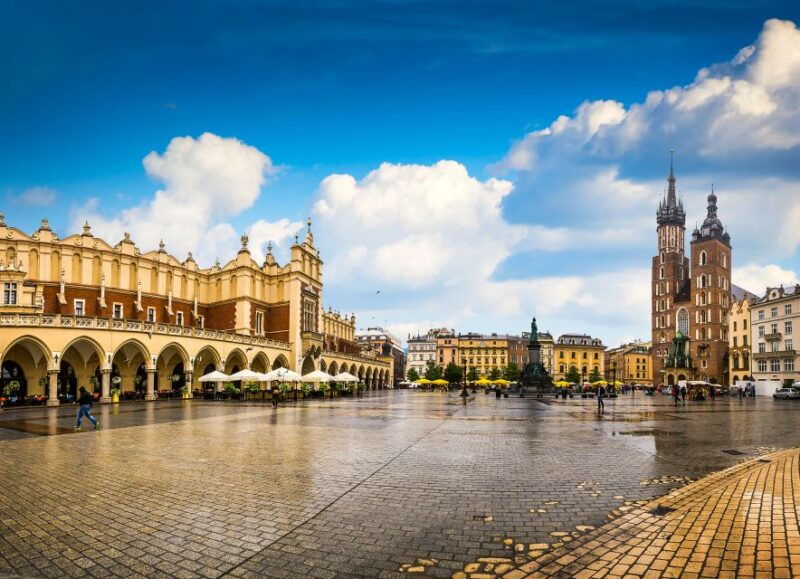 wroclaw-full-day-trip-to-krakow