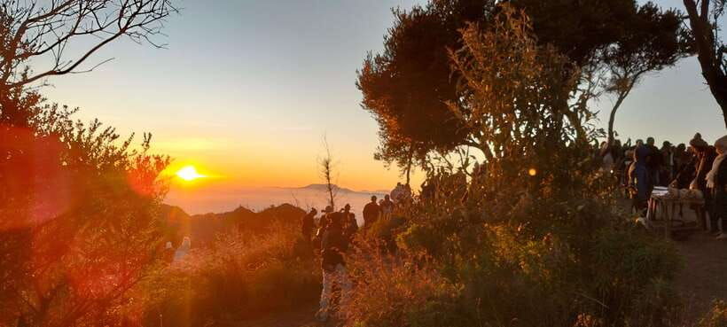 yogyakarta-mt-sumbing-trekking