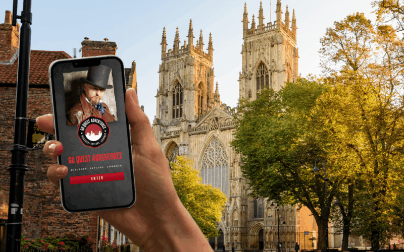 york-city-walking-tour-exploration-game