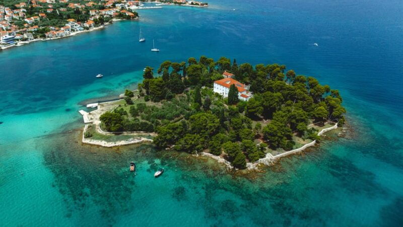 zadar-3-islands-luxury-boat-tour-with-aperol-spritz