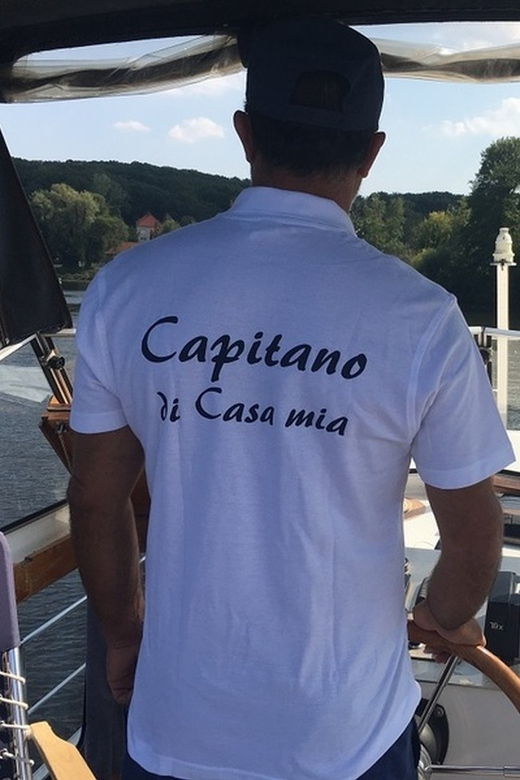 2-hours-private-harbor-and-castle-sightseeing-cruise