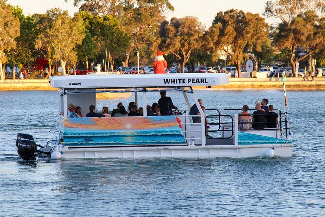 1 Hour Deluxe Scenic Dolphin Cruise - An In-Depth Review of the 1 Hour Deluxe Scenic Dolphin Cruise
