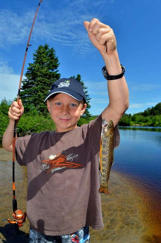 15-min-tadoussac-trout-fishing-experience