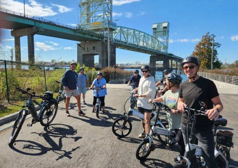 2-hour-30-minute-tour-de-wilmington-e-bike-tour