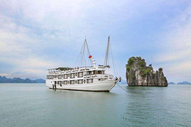 3d2n-ha-long-bay-cruise-by-oriental-sails