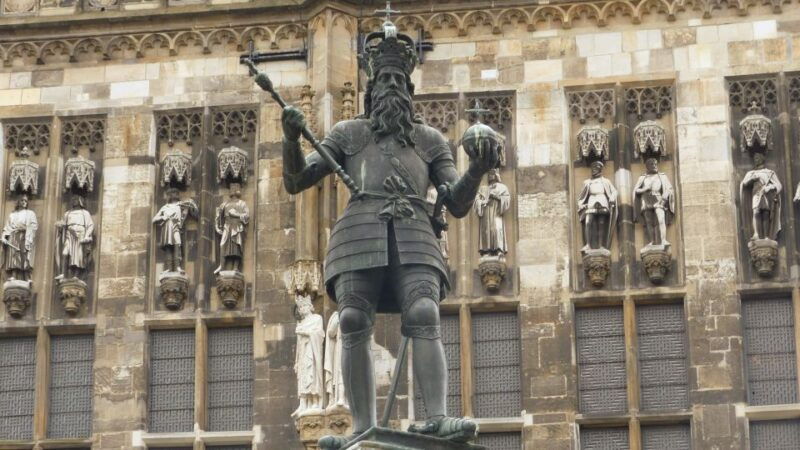 aachen-old-town-guided-fountain-rally