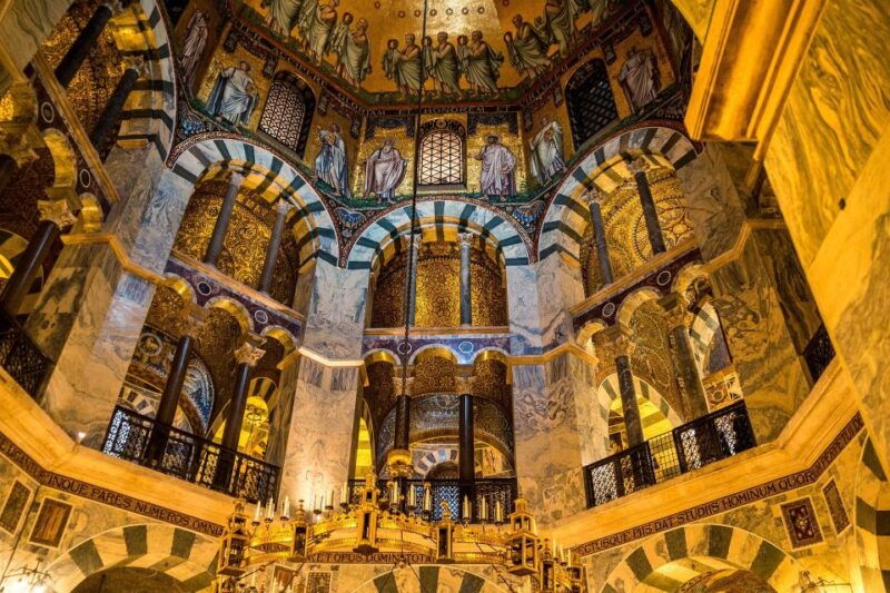 aachen-private-walking-tour-with-a-professional-guide