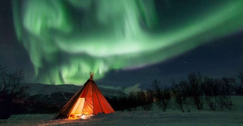 abisko-national-park-northern-lights-photo-tour