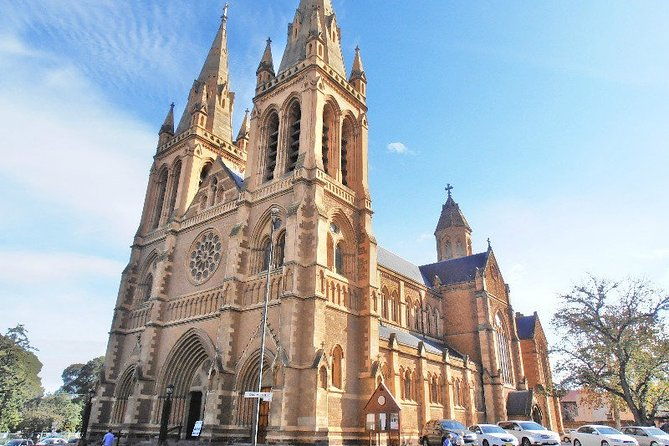Adelaide Airport Transfers : Airport ADL to Adelaide City in Luxury Van - Practical Details & Considerations